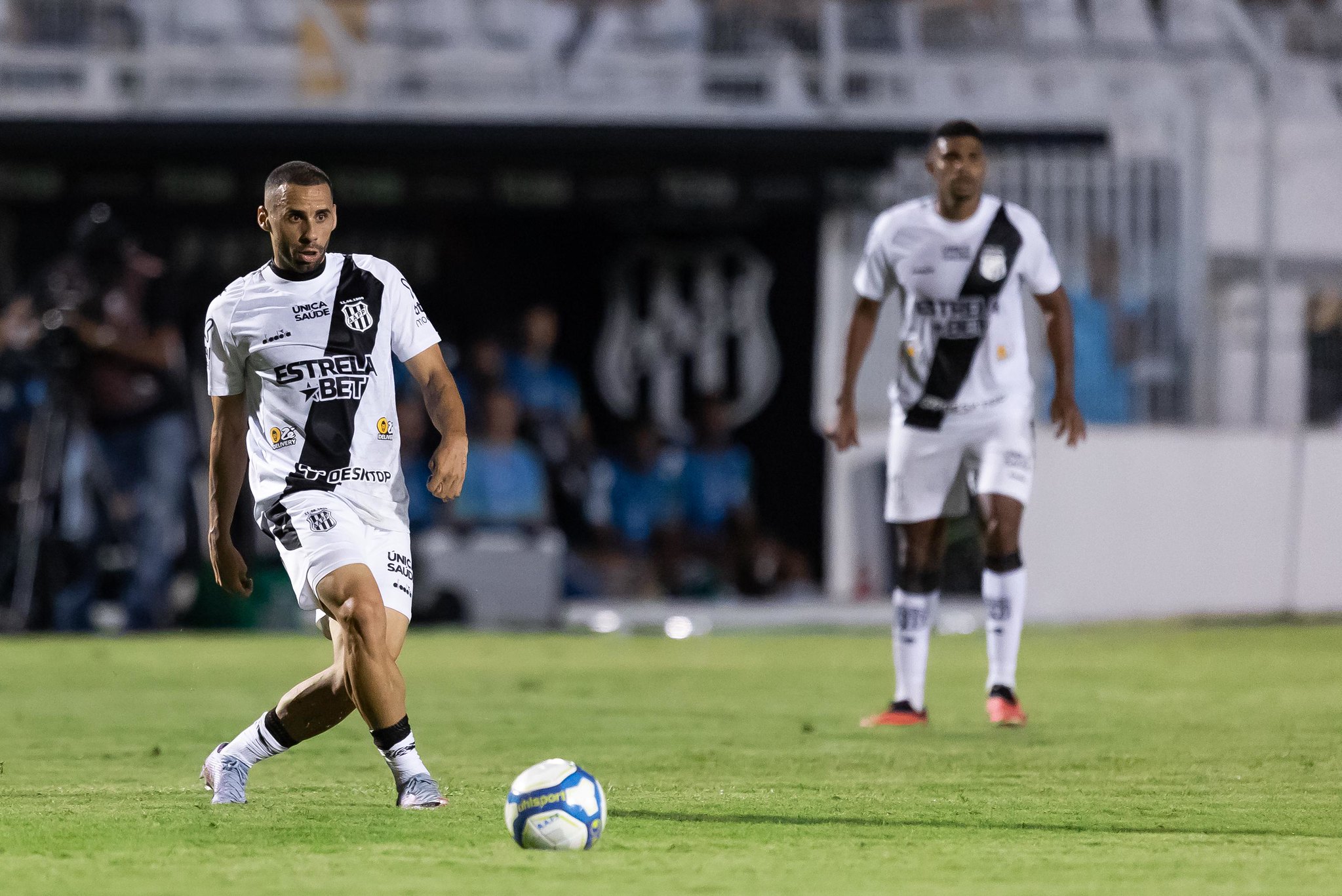 Dudu Vieira fala da estreia pela Ponte Preta e projeta evolução da equipe na Série B