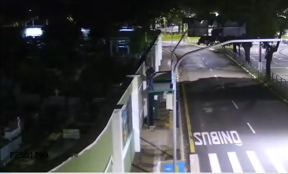 Homem é preso em flagrante furtando fios de cobre em Paulínia