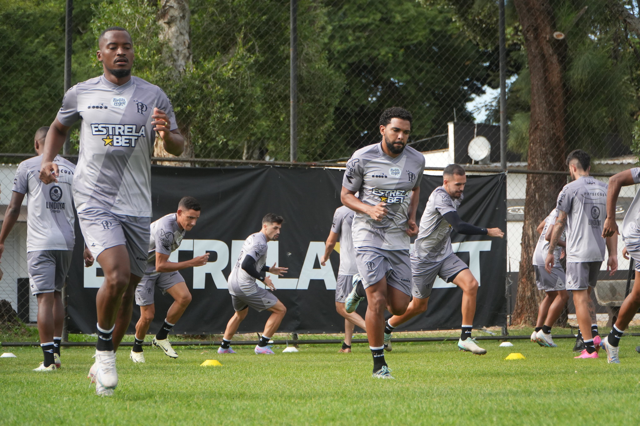 Ponte Preta regulariza todos os reforços contratados para a Série B