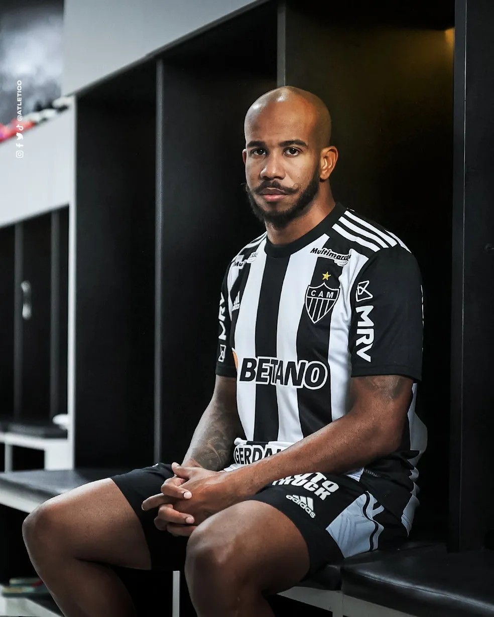 Santos fecha com meio-campo Patrick do Atlético-MG