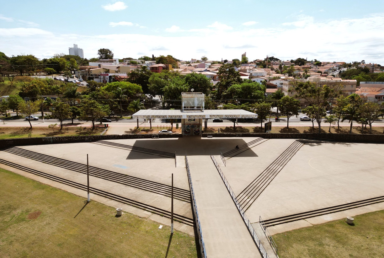 Chuva cancela caminhada da Enfermagem na Praça Arautos da Paz