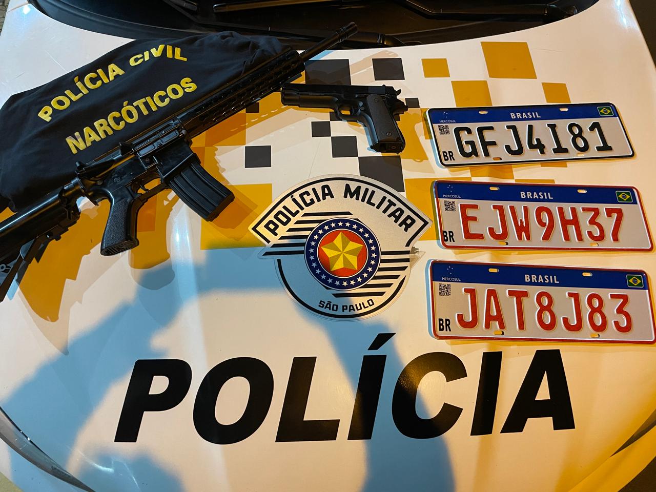 Homem é preso com placas frias, simulacros e outros itens ilegais em Nova Odessa
