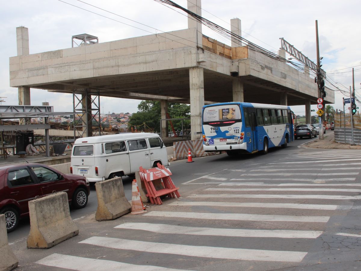 Avenida Ruy Rodrigues tem bloqueio neste feriado na altura do Terminal Ouro Verde