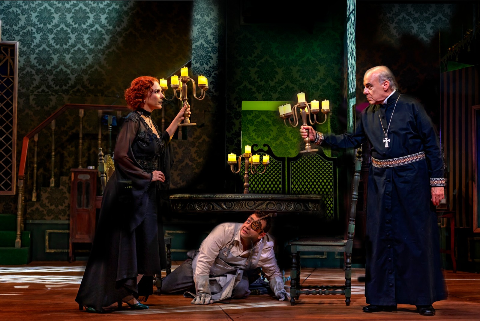 Teatro do Sesi Campinas recebe o espetáculo ‘De Perto Ninguém é Normal’
