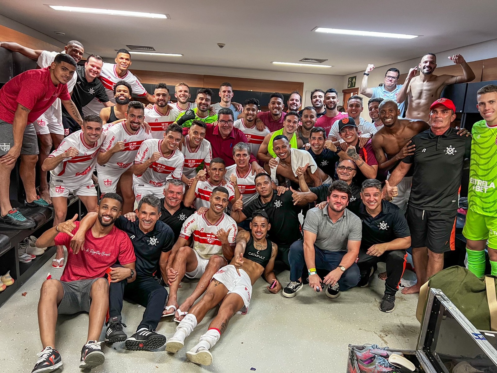 Técnico Daniel Paulista não confirma time misto do CRB contra Ponte Preta