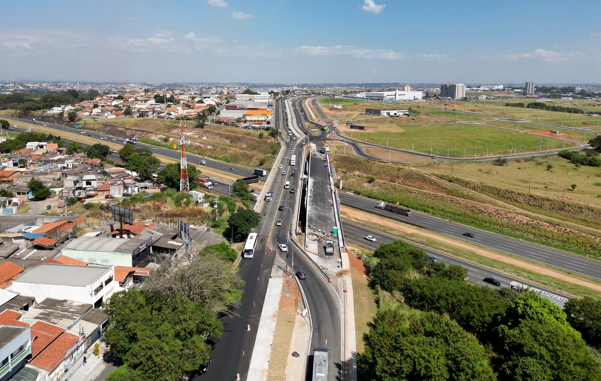 Trecho da nova pista da John Boyd Dunlop na ponte da Bandeirantes é liberado