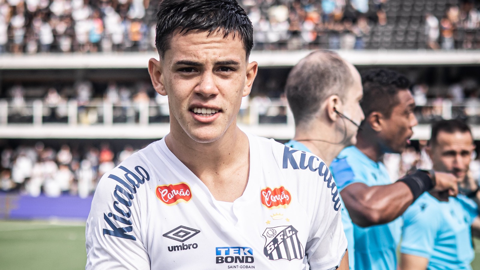 Carille tenta encontrar substituto para JP Chermont