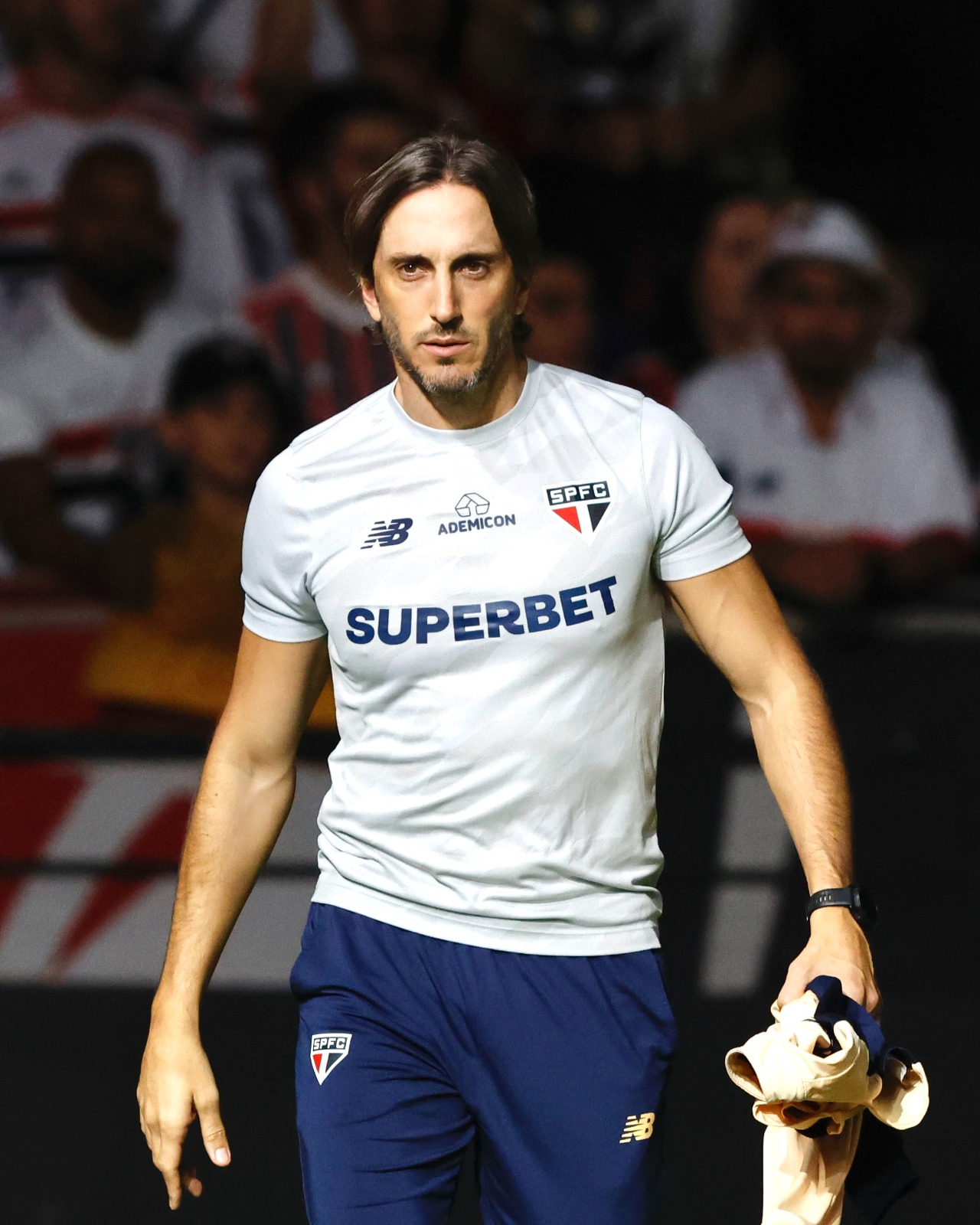 De olho no Corinthians, técnico Zubeldía elogia postura do São Paulo no empate com Inter-RS