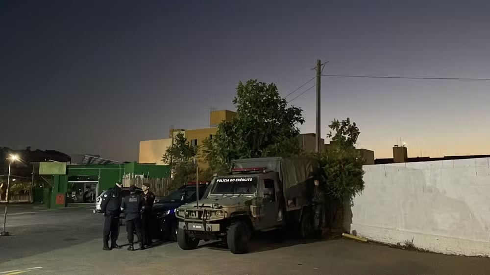 Soldado do exército é detido após ferir a irmã com um soco no rosto