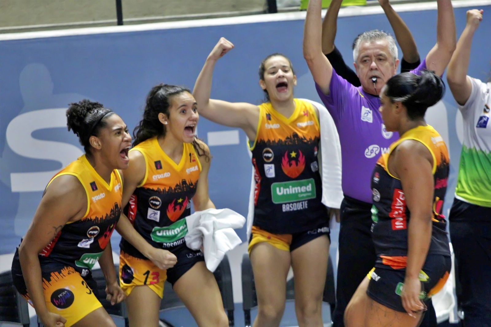 Unimed Campinas Basquete vence Santo André e garante vaga na semifinal da LBF