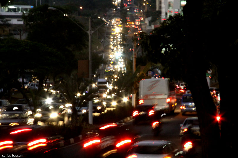 Cresce movimento de veículos nas principais avenidas de Campinas; na Barão de Itapura é 102% maior que em 2018