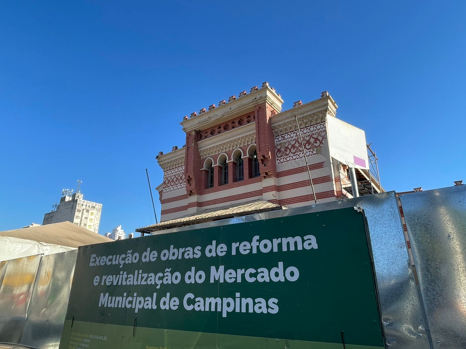 Atrasadas, obras do Mercadão só devem acabar em janeiro