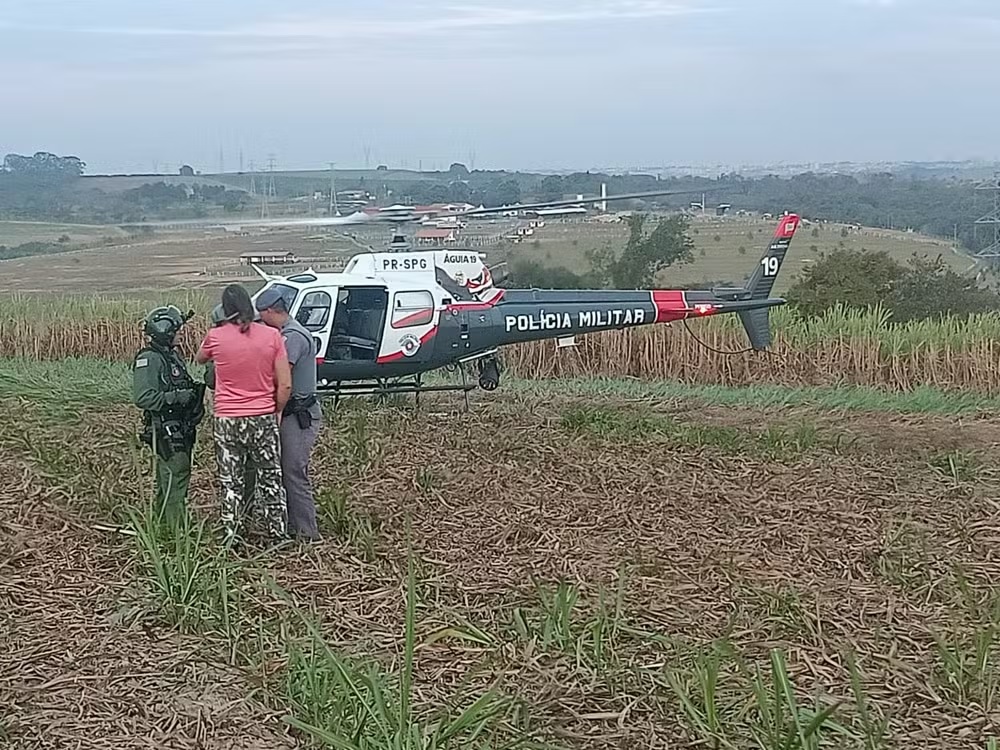 Pai e dois filhos são resgatados após ficarem 8 horas perdidos em canavial