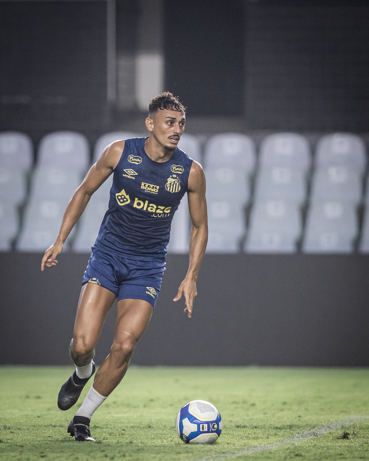 Chateado com má produção, Carille deve realizar mudanças no Santos