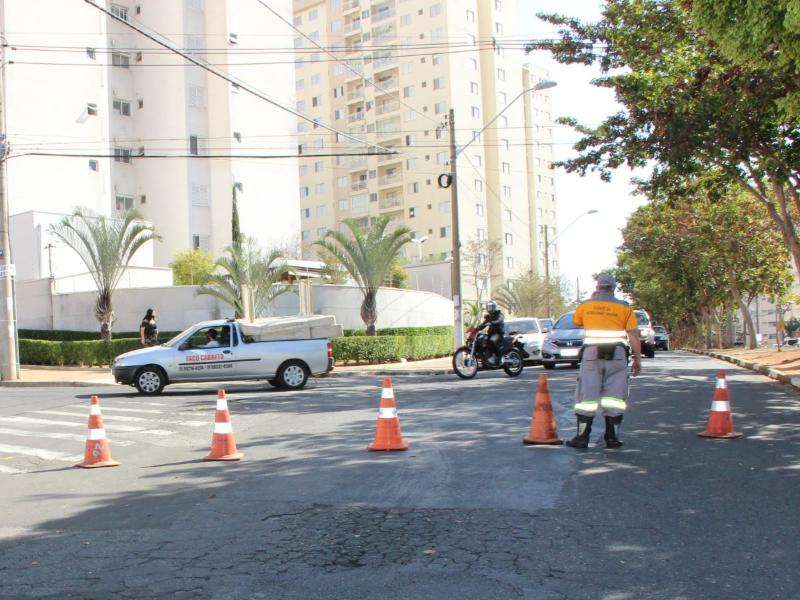 Trecho da avenida José Pancetti é interditado a partir desta segunda-feira (19)