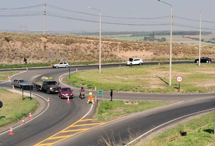 Trechos da rodovia Campinas-Monte Mor passam por obras neste fim de semana