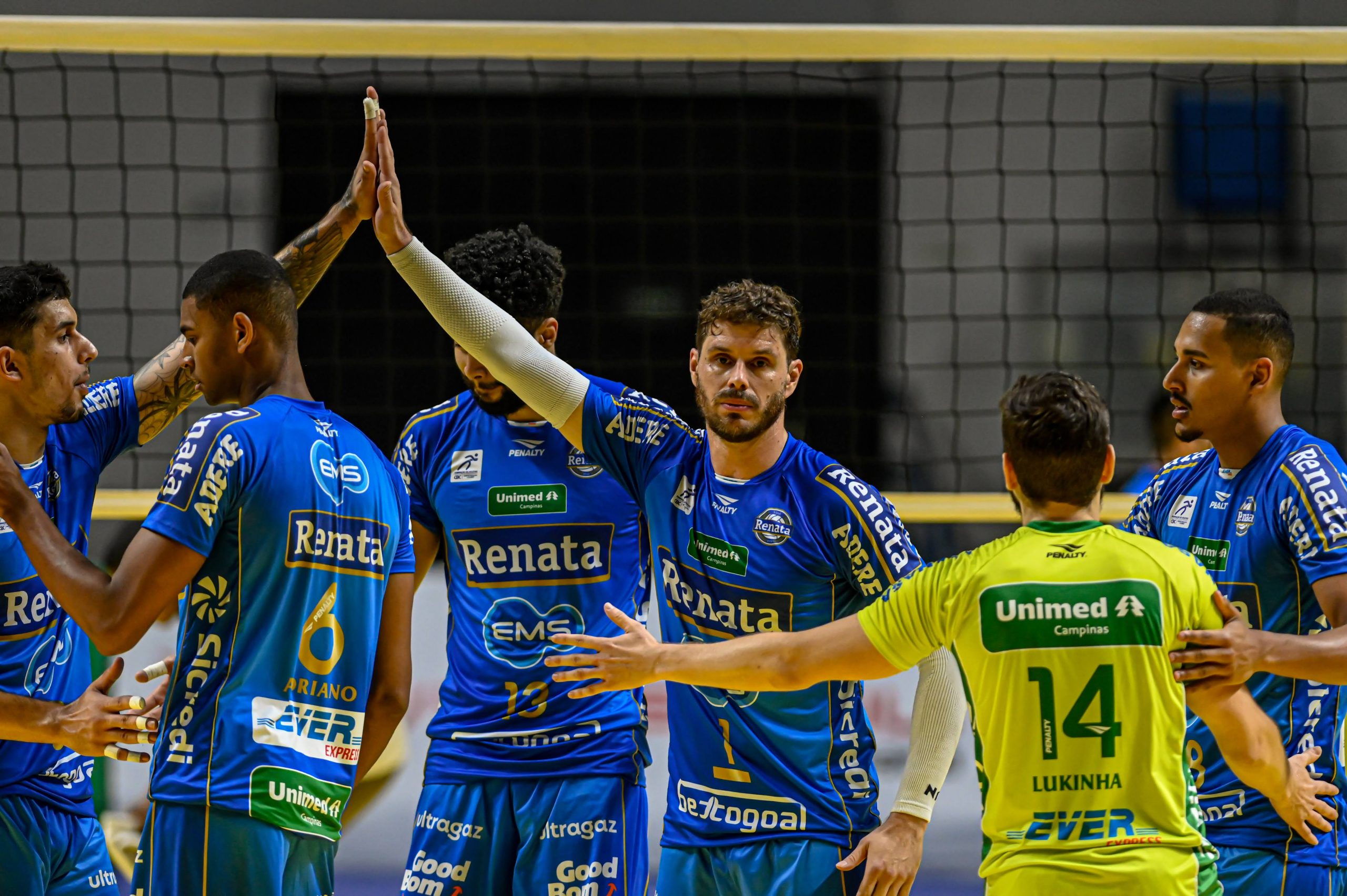 Vôlei Renata sofre a primeira derrota na Superliga Masculina