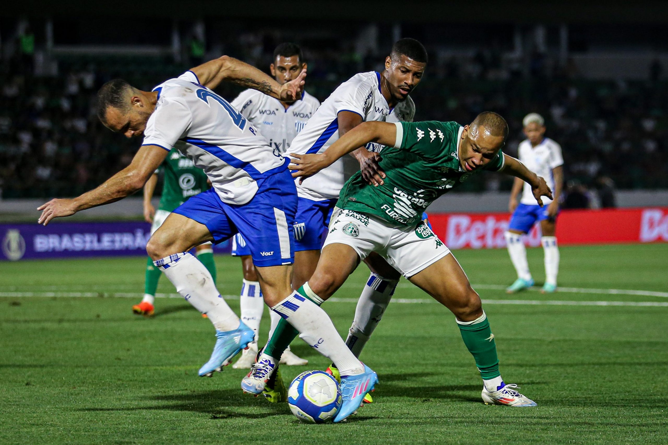 Guarani empata sem gols com Avaí e fica distante da saída do Z4 na Série B