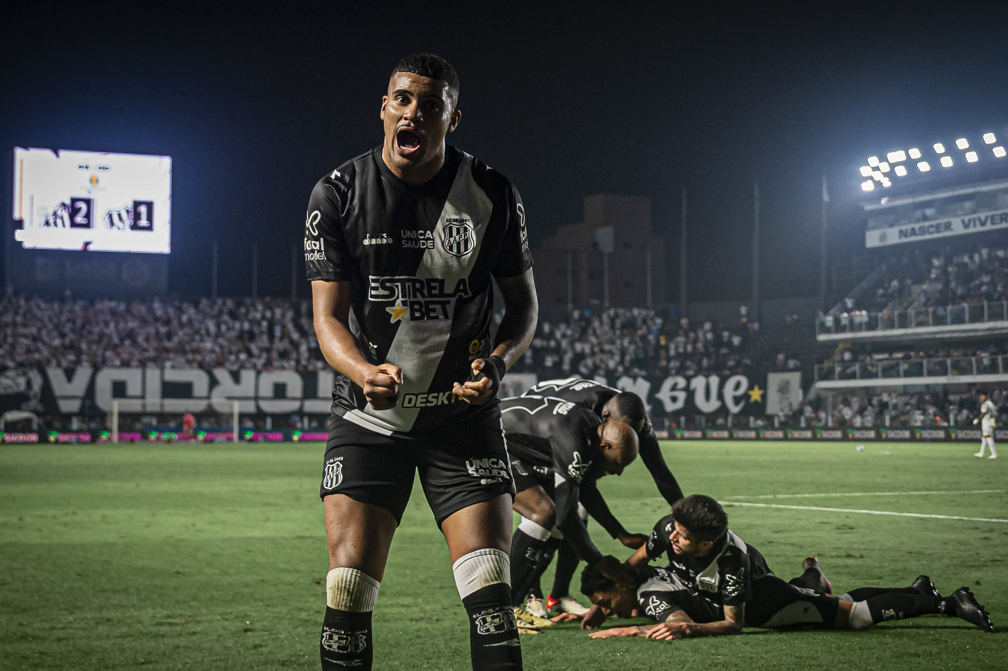 Ponte Preta perde Jeh para o duelo contra a Chapecoense