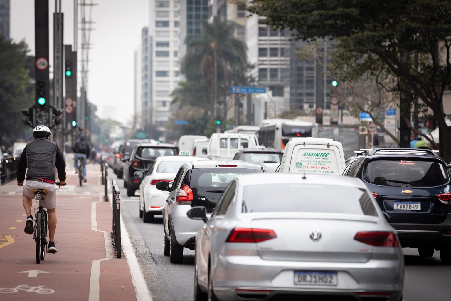 IPVA 2025: Governo divulga valores venais de veículos; confira