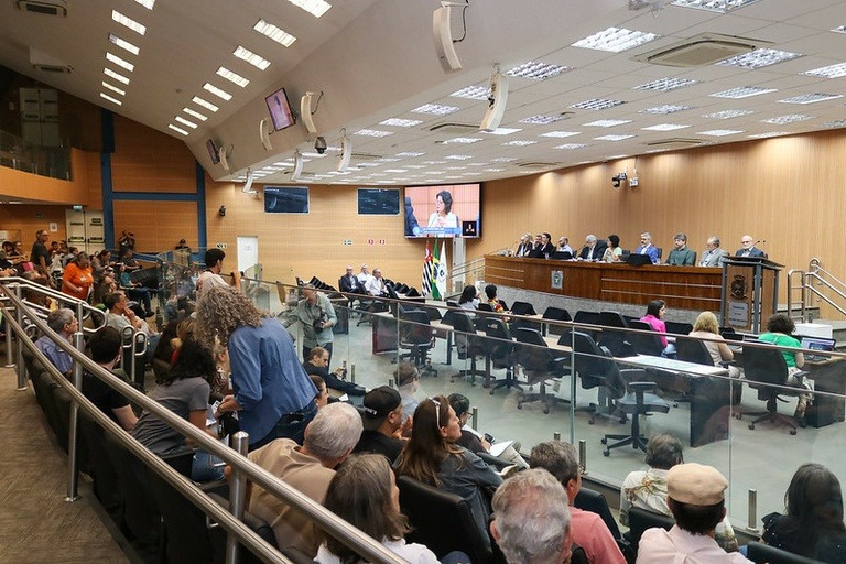 Câmara vota gratuidade de 15 minutos em estacionamentos de hospitais e clínicas de Campinas 