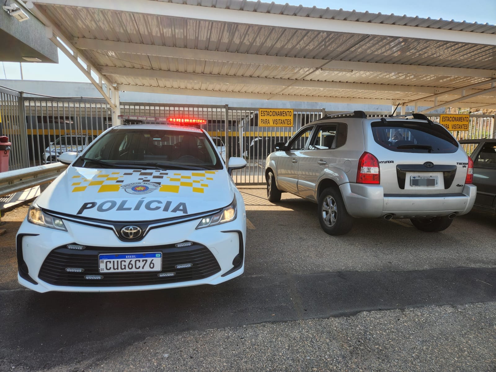 Carro com 150 multas é apreendido na Rodovia Governador Adhemar de Barros