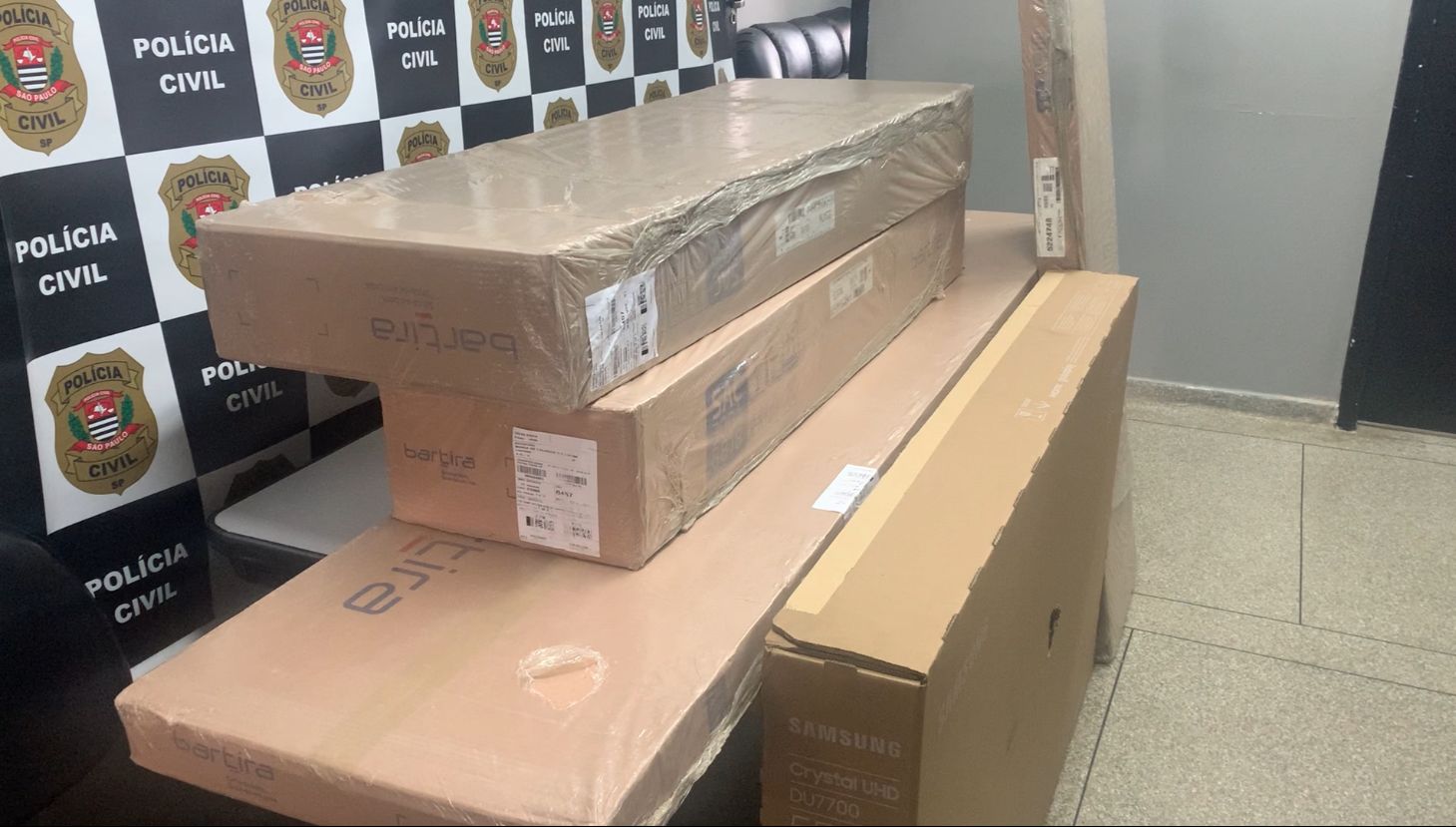 Polícia prende dois suspeitos de receptação de mercadorias roubadas em Campinas