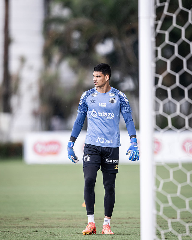 Carille faz últimos ajustes para o jogo que pode valer acesso para o Santos