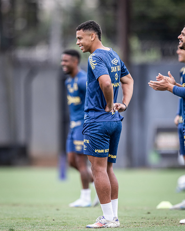 Com uma mudança, Carille confirma o Santos para enfrentar o Mirassol no jogo 70º do treinador no Alvinegro