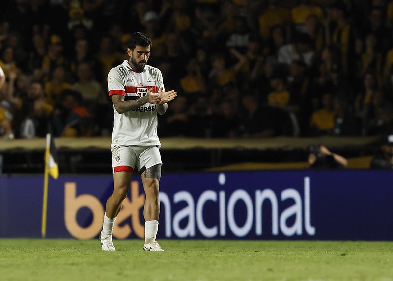 Autor de golaço em Criciúma, meio-campo Liziero espera renovação de contrato com o São Paulo