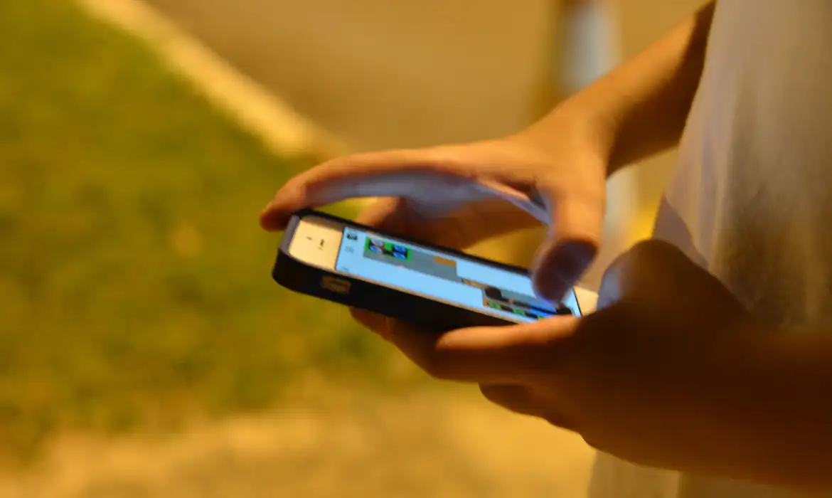 Campinas teve 176 celulares roubados ou furtados por dia este ano