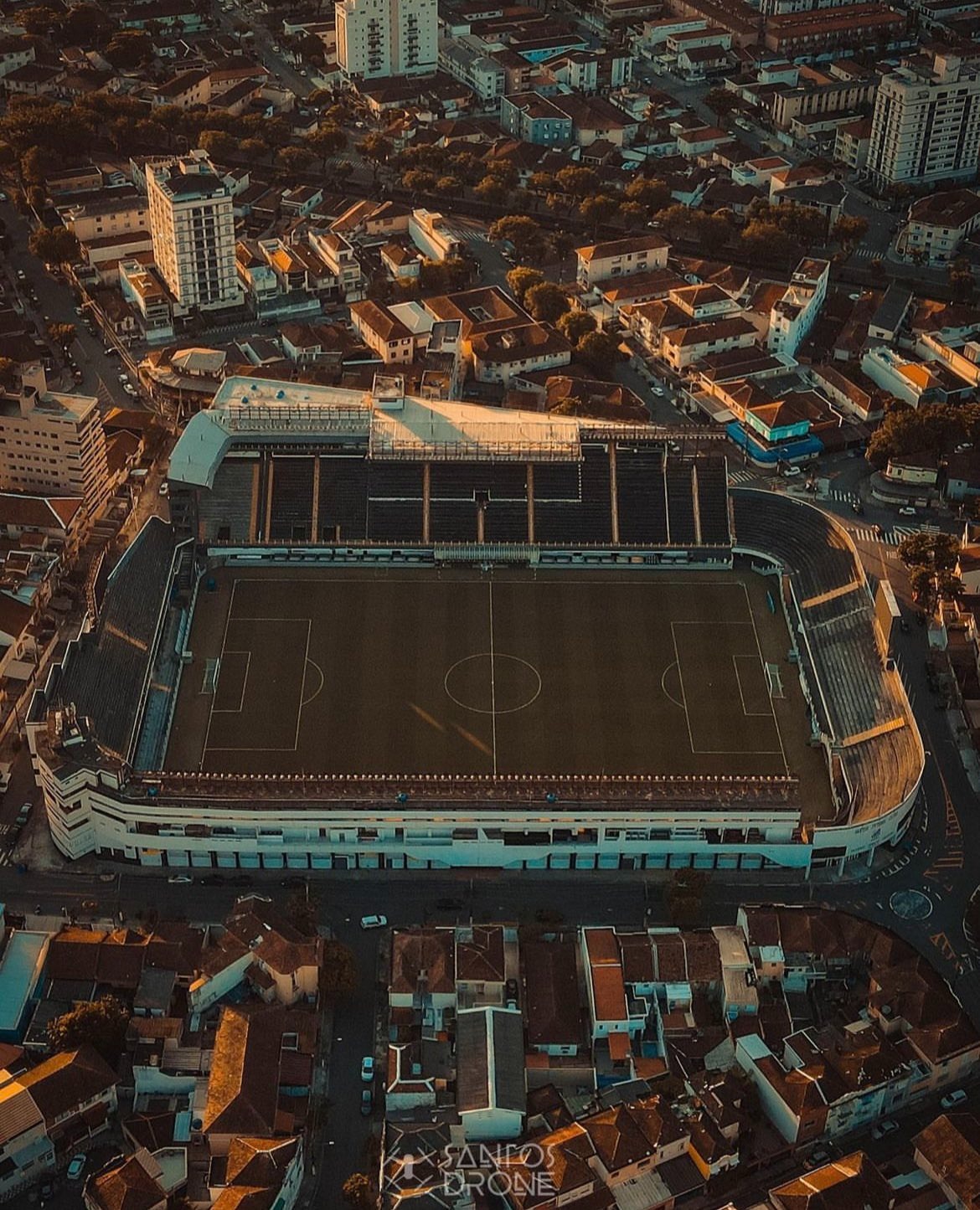 Santos confirma jogo contra o CRB para Vila Belmiro em despedida da torcida na Série B