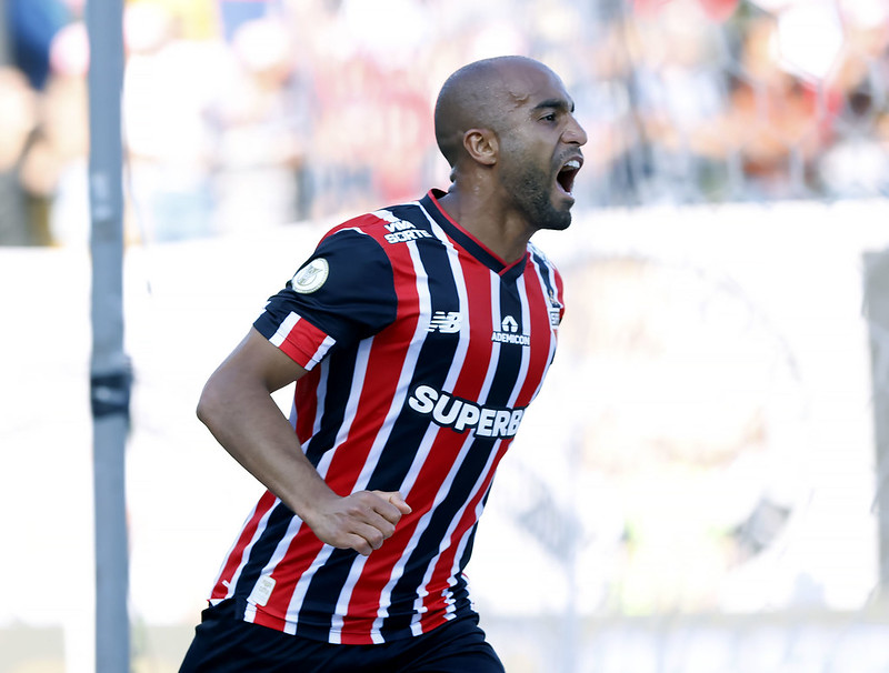 Lucas Moura comemora marca importante mas crítica postura do São Paulo em Bragança