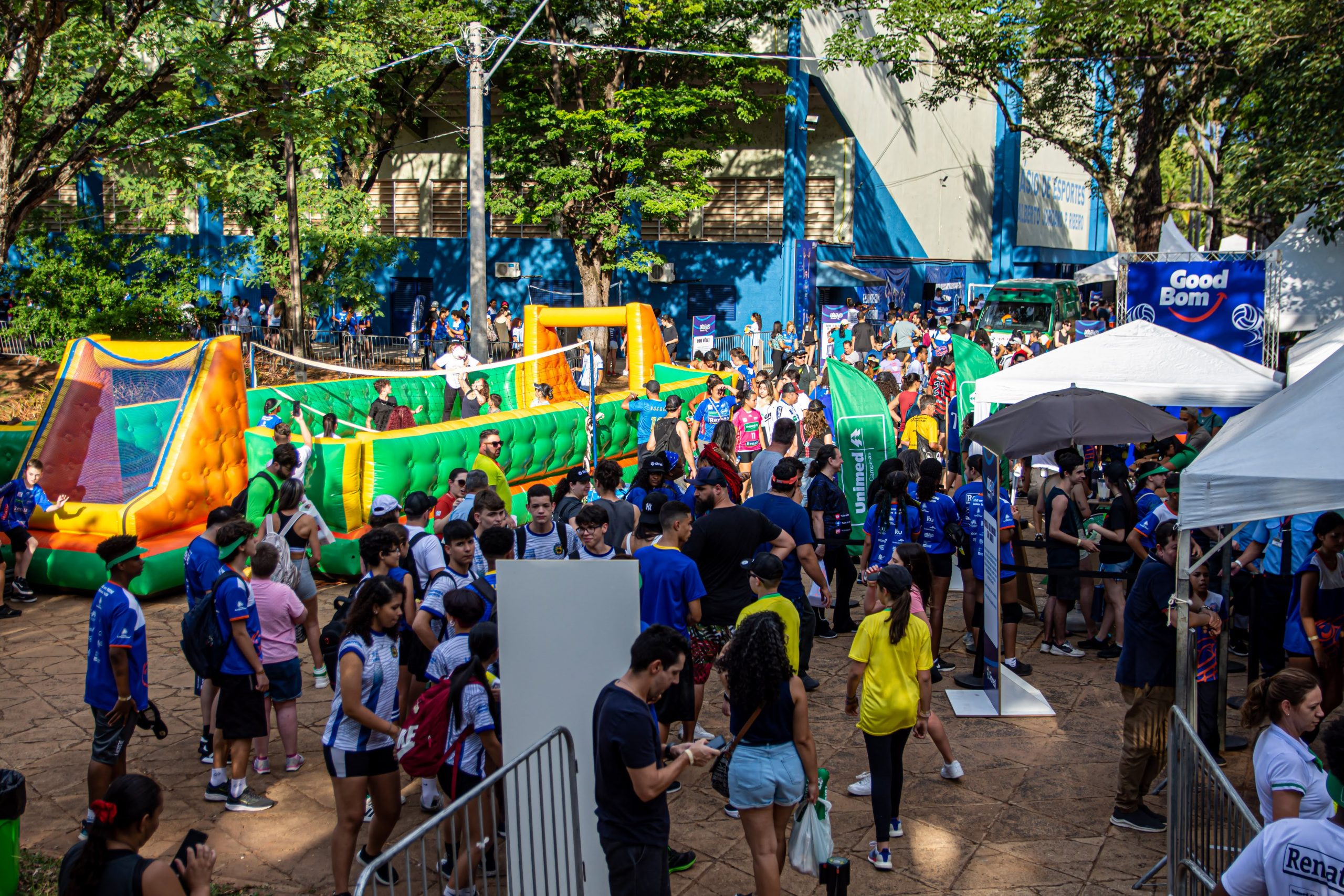 Vôlei Renata promove mais uma edição do “Vôlei Day”