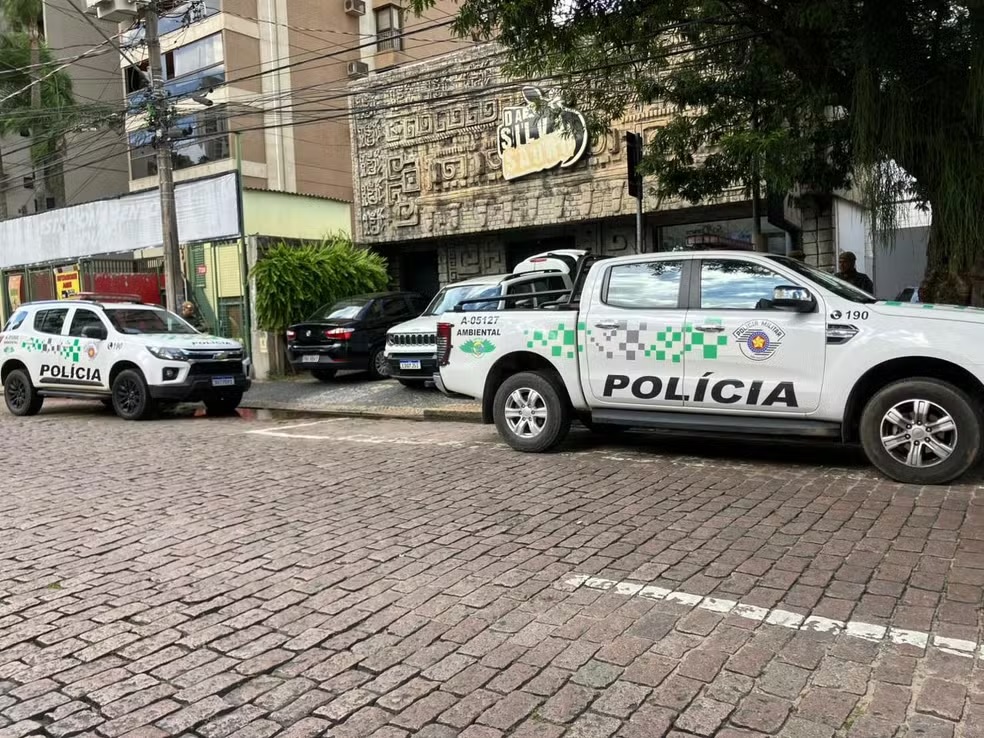 Animais exóticos são apreendidos em pet shop no bairro Cambuí