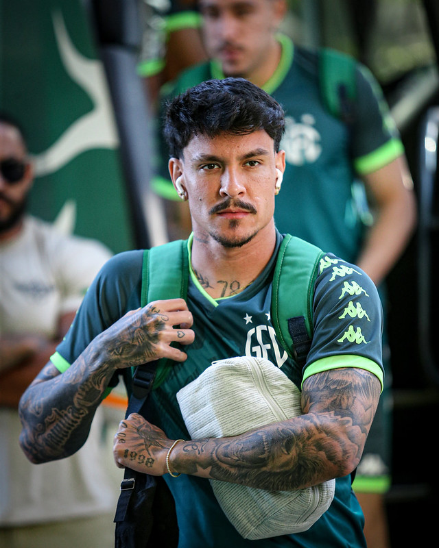 Herói do Dérbi, Matheus Bueno pode deixar o Guarani