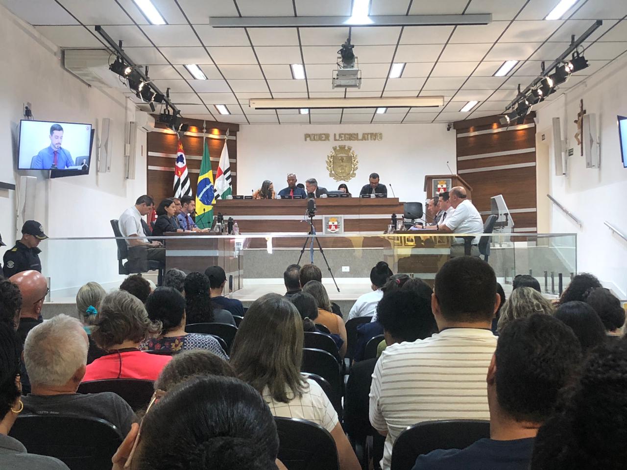 Vereadores de Vinhedo aprovam PL sobre privatização da Sanebavi