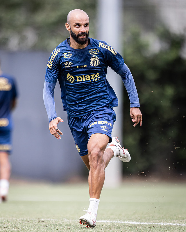 Pedro Caixinha esboça o Santos para estreia no Paulistão