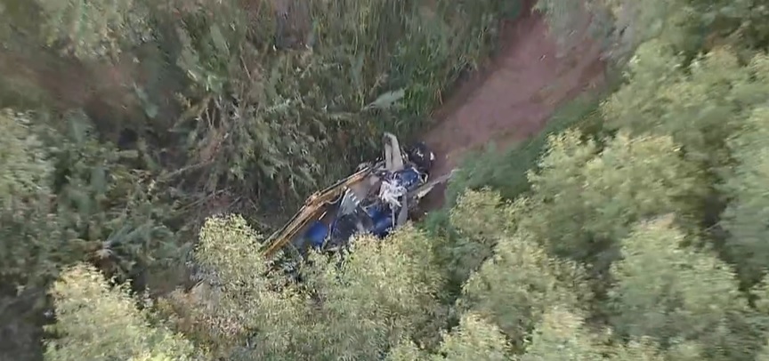 Começa retirada de peças do helicóptero que caiu em Caieiras