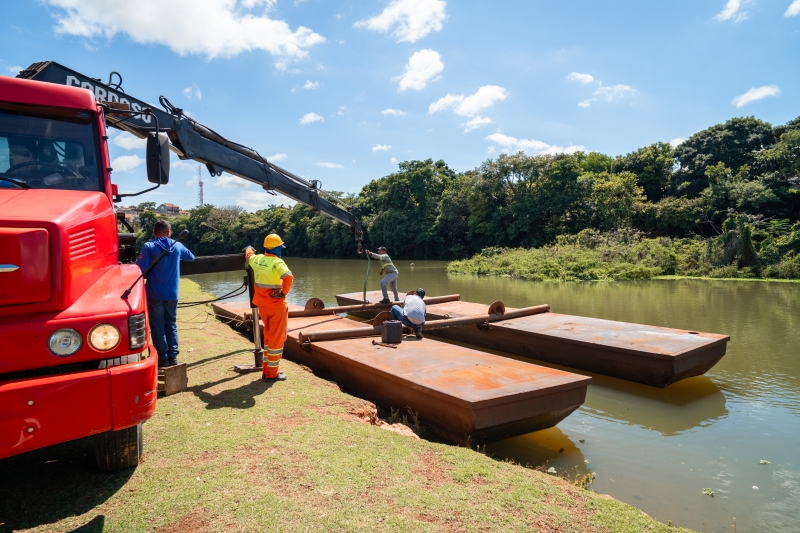 Lagoa do CLT passa por desassoreamento em Valinhos; obras devem durar quatro meses