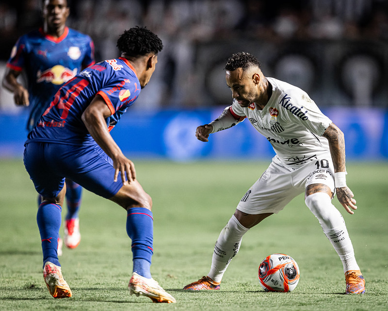 Bola parada é o trunfo do Santos para a decisão contra o Corinthians