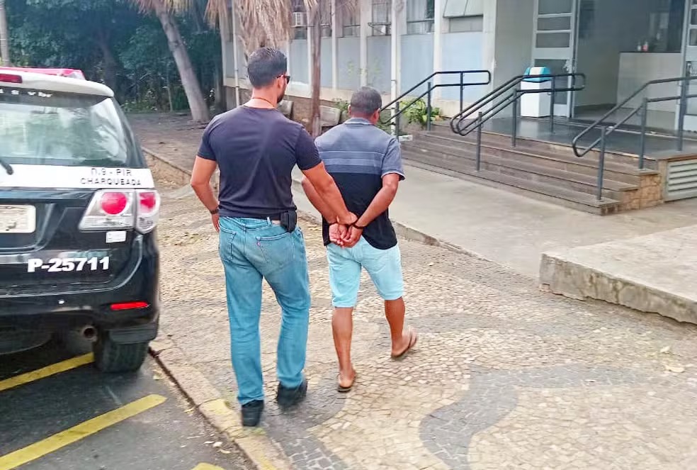 Homem tenta matar ex-companheira com golpes de martelo e é preso em Charqueada