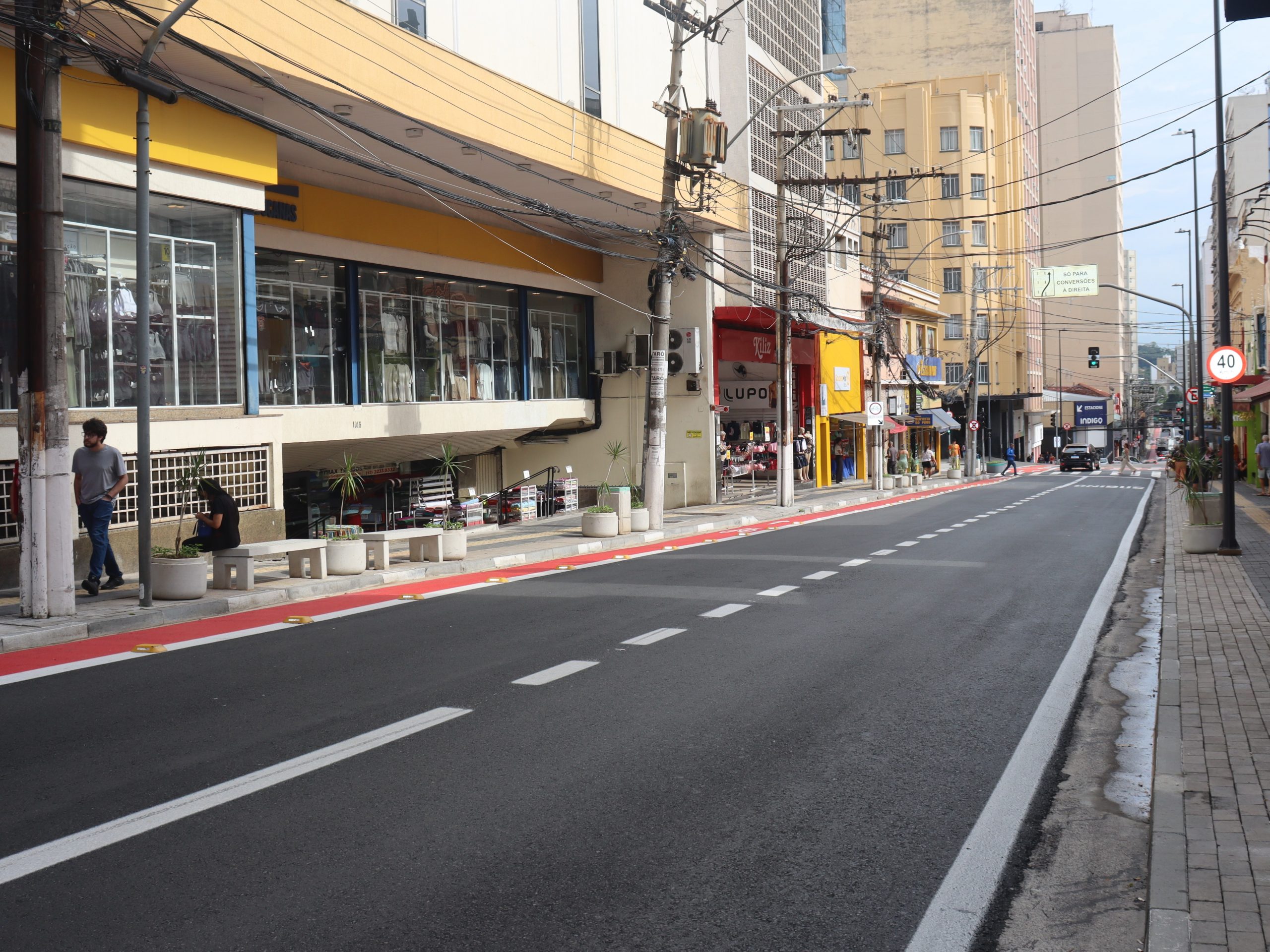 Rua José Paulino, no Centro de Campinas, foi revitalizada 