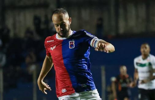 Ponte Preta regulariza primeira contratação para Série C; janela de exceção começa hoje