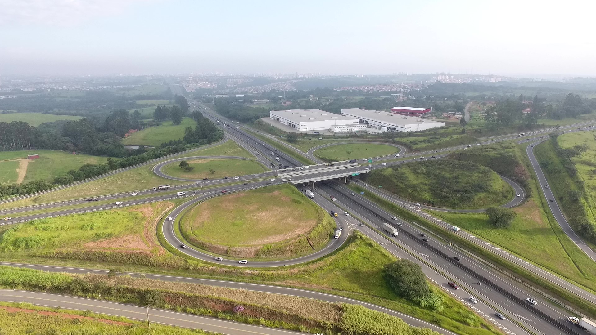 Anel Viário e SP-332 tem obras neste sábado; veja locais