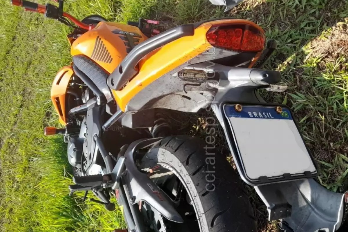 Motociclista morre após acidente envolvendo carreta na Rod. Zeferino Vaz, em Cosmópolis