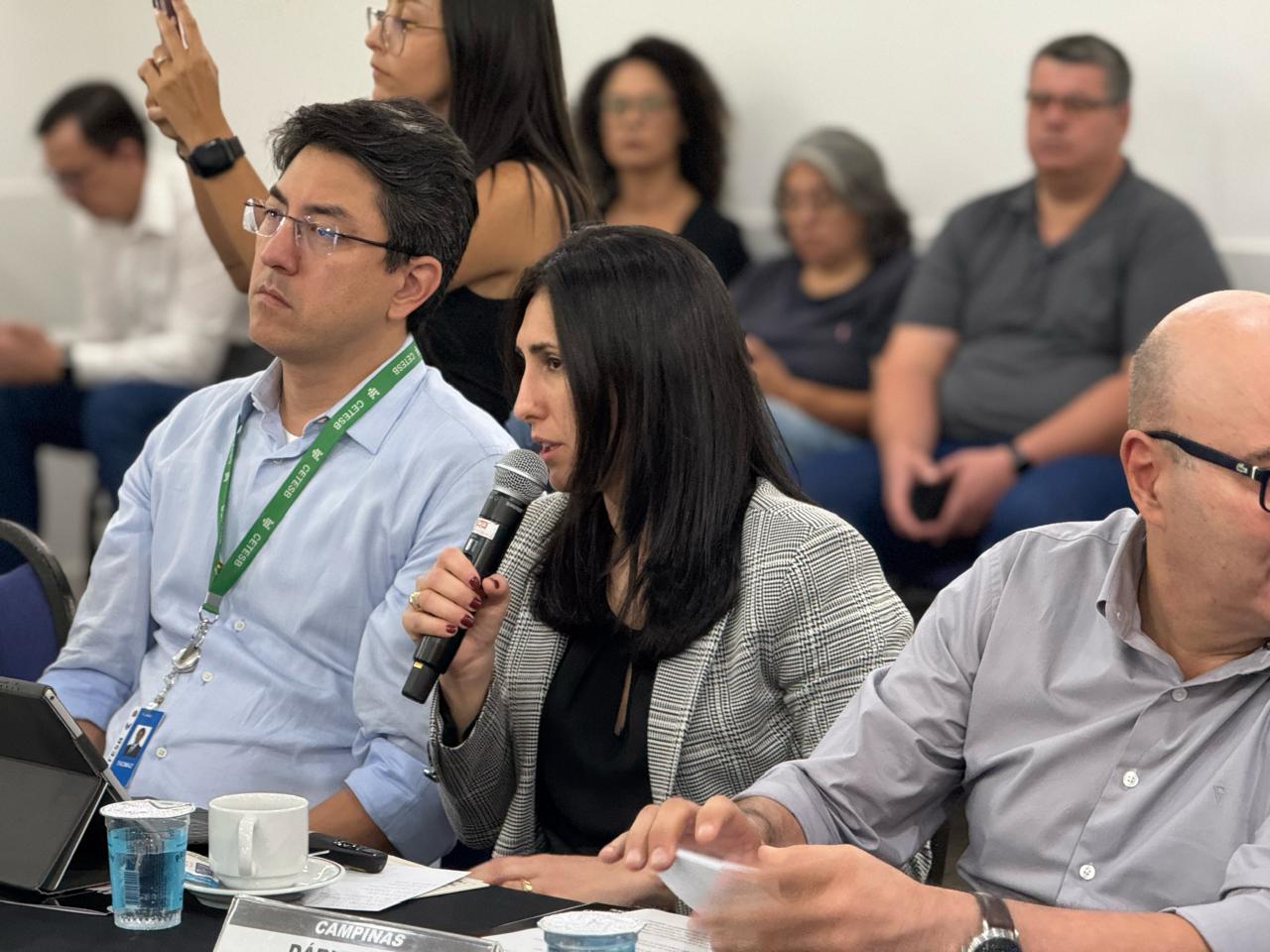 Estado reúne municípios da RMC para discutir gestão integrada de resíduos