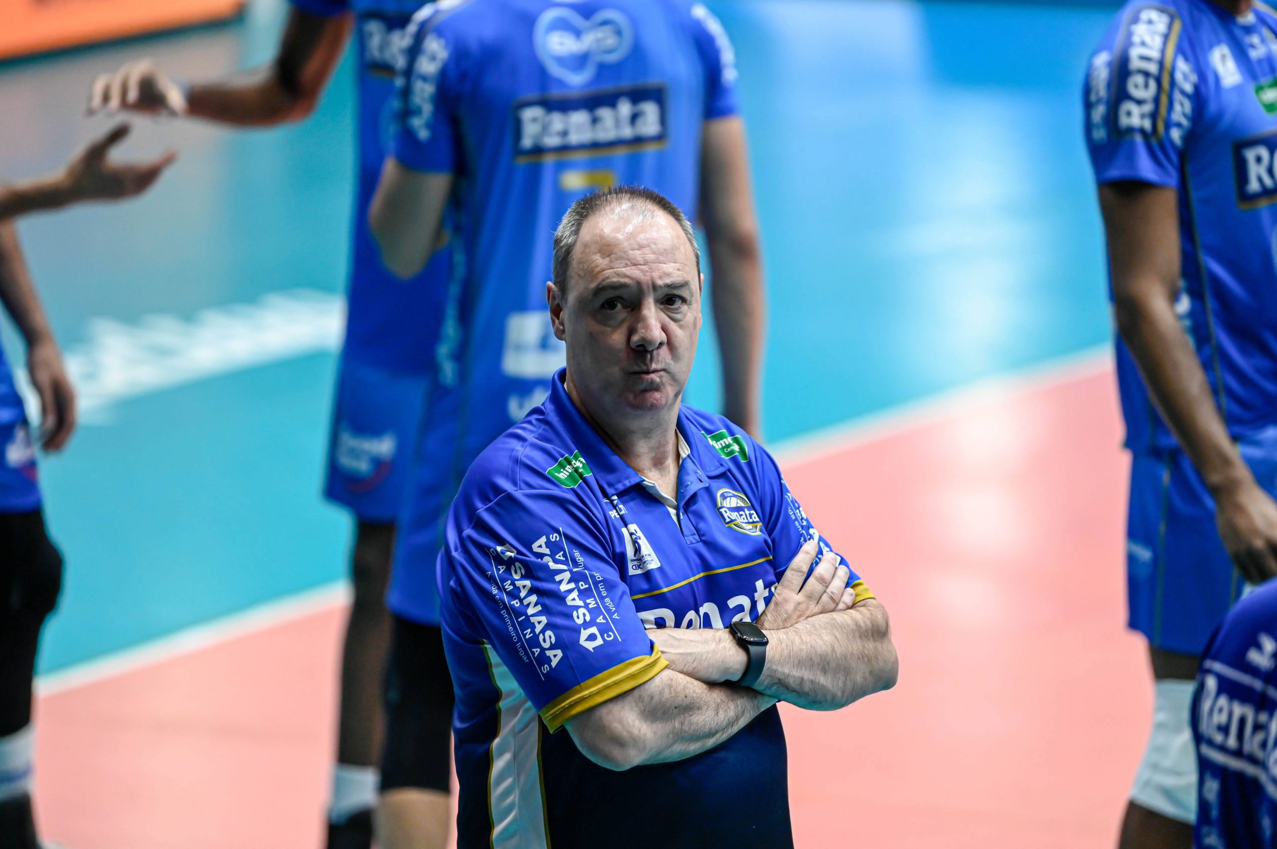 “Me sinto muito orgulhoso”, afirma Horacio Dileu após vaga na decisão da Superliga com Vôlei Renata