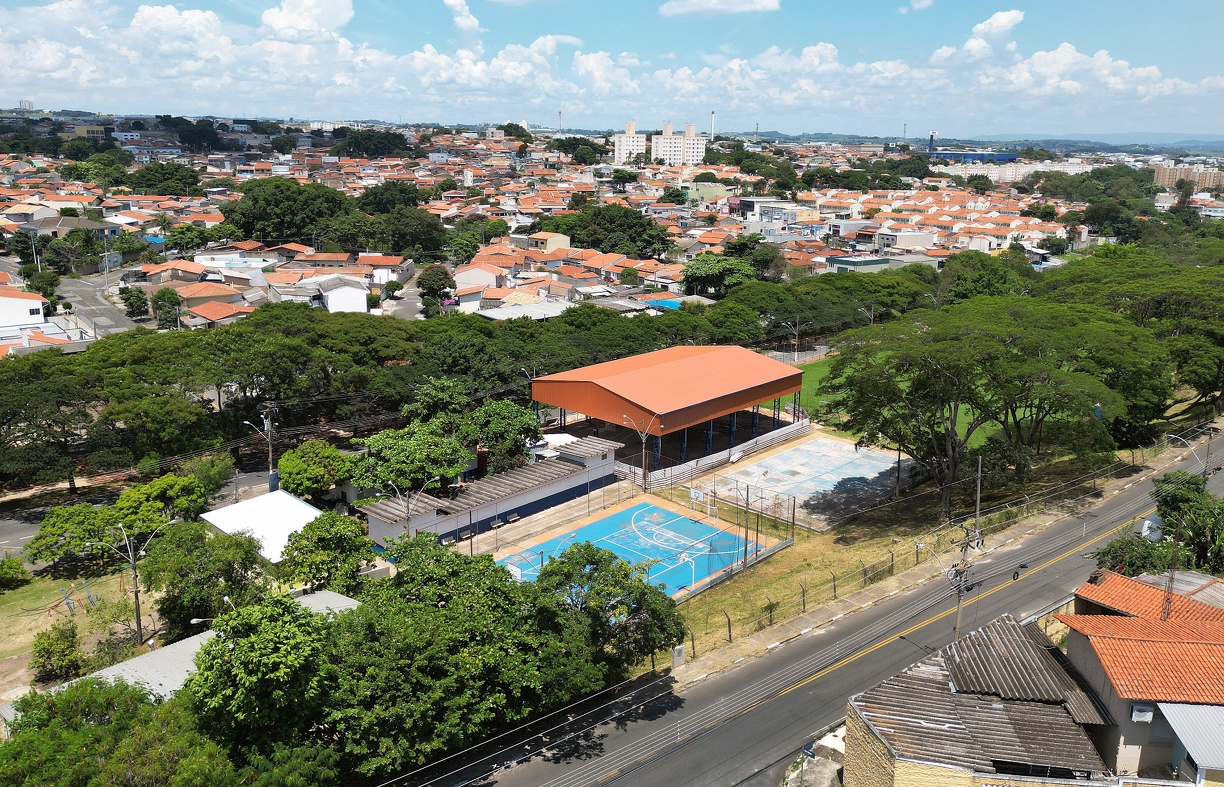 Prefeitura amplia horário de funcionamento de seis praças e clubes de esportes