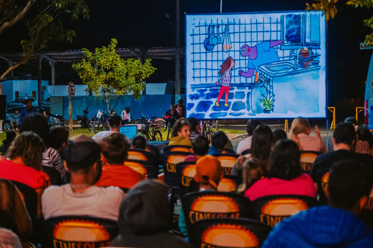 CineSolar faz apresentação de graça no Parque Oziel 